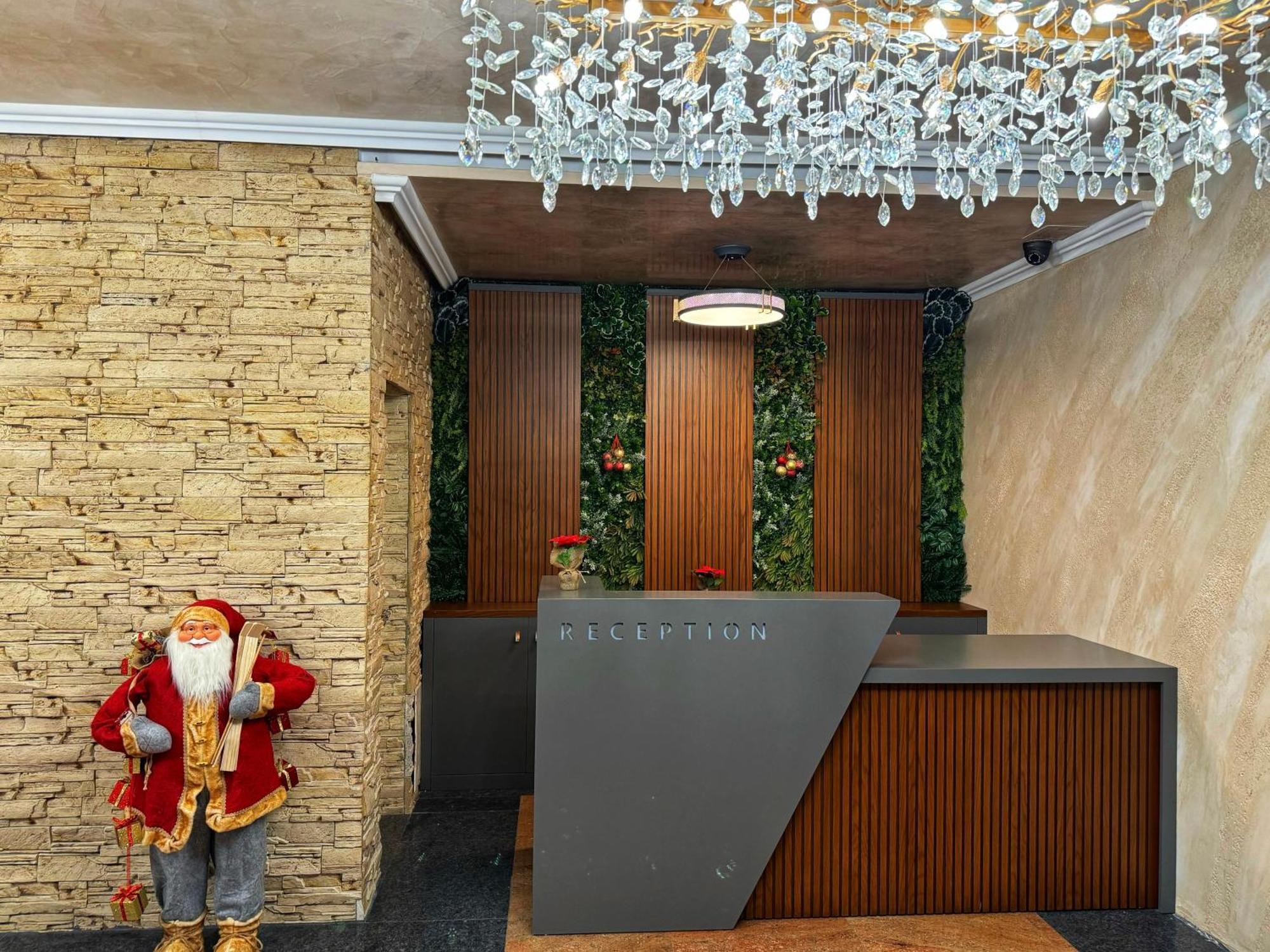 Hotel Diamant Dospat Buitenkant foto